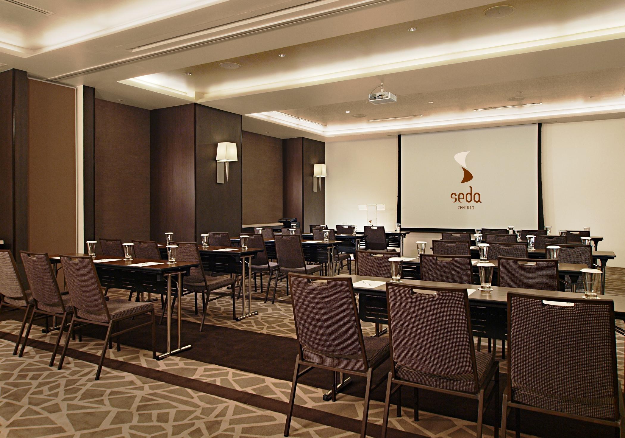 Hotel Seda Centrio Cagayan de Oro Esterno foto