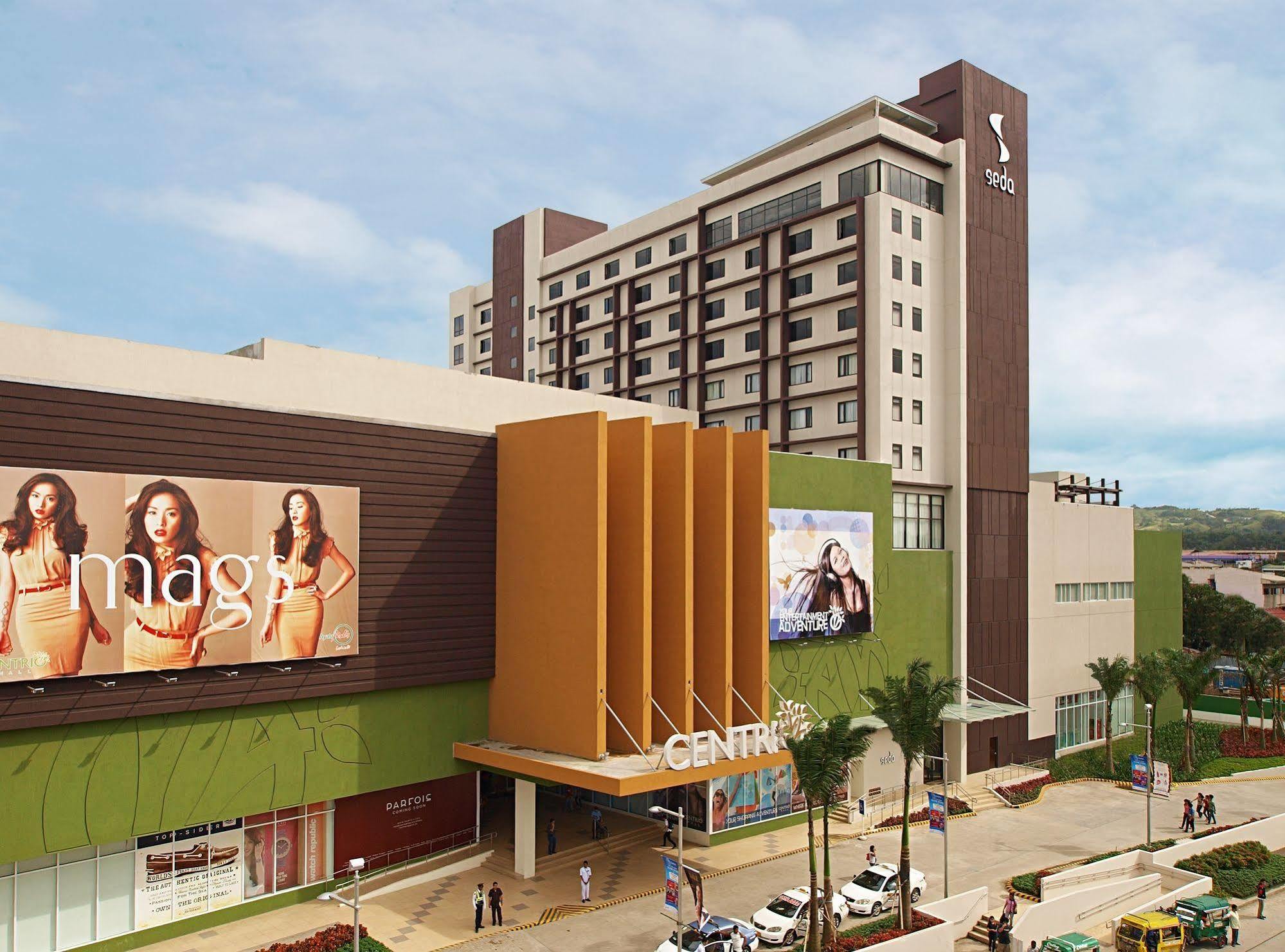 Hotel Seda Centrio Cagayan de Oro Esterno foto